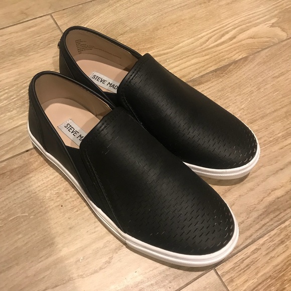 steve madden leather slip ons